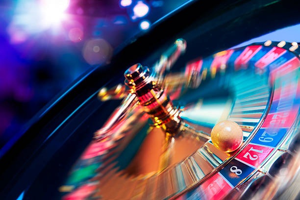 Live Blackjack dealer action and player decision flow